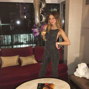 Meet your Posher, Brenda